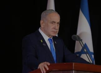 Benjamin Netanyahu évoque une opération militaire en Iran