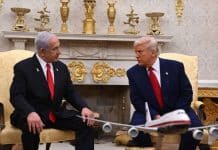 Trump avertit Israël : « Sans moi, il n’y a pas d’Israël »