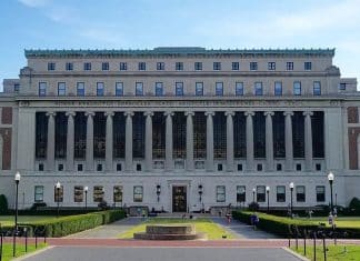Des étudiants palestiniens poursuivent Columbia