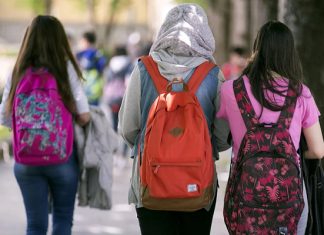 Zurich veut interdire le hijab à l’école